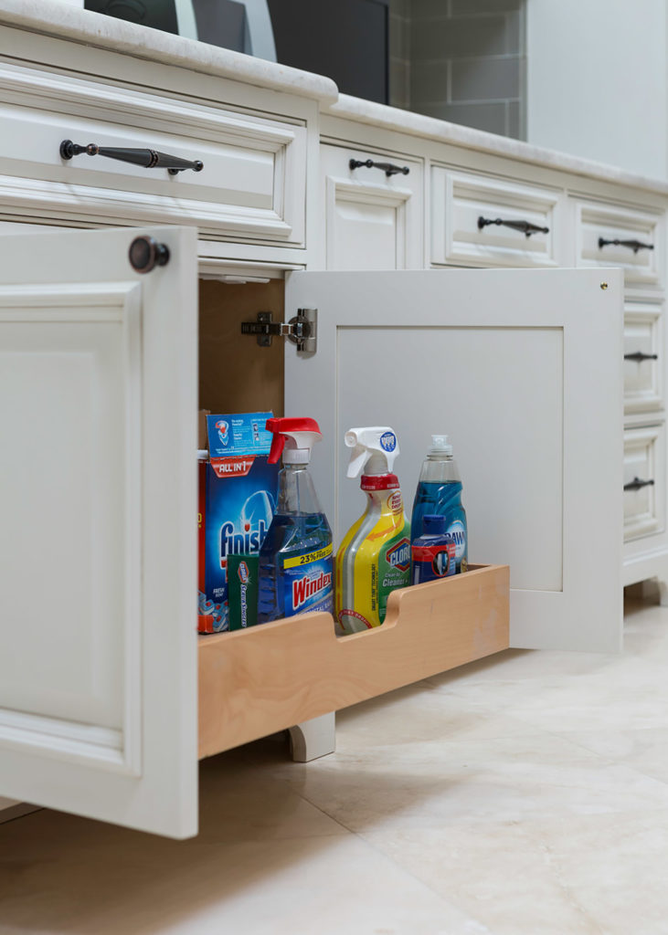 Highpoint Concealed Organizaation Drawers